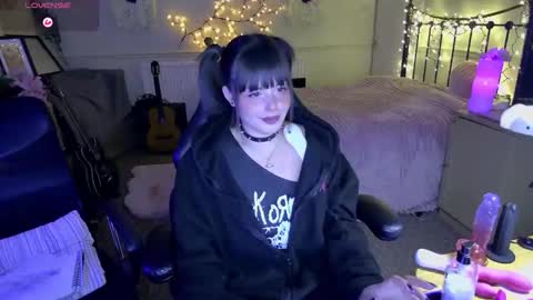 Lavenderrzz online show from 02-20-26, 03:23