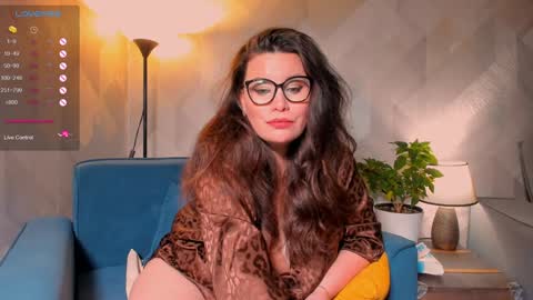 Snapshot of laverna_black chatting on 12-12-24, 06:14 Laverna online show from 12-12-24, 06:14