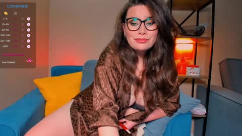 Snapshot of laverna_black chatting on 01-31-25, 03:09 Laverna online show from 01-31-25, 03:09