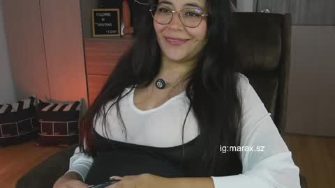 Snapshot of laviah chatting on 04-04-26, 02:03 Mara online show from 04-04-26, 02:03