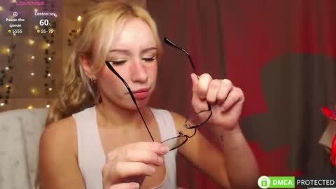 Mia online show from 01-19-26, 01:53