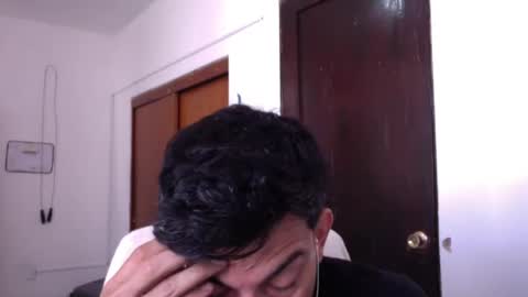 Snapshot of lavish_couple chatting on 02-12-26, 05:30 JOHN HOLMES JR online show from 02-12-26, 05:30