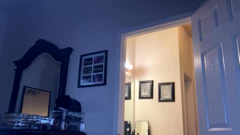 Snapshot of lavishly69 chatting on 09-30-25, 01:10 Brownsugar69 online show from 09-30-25, 01:10