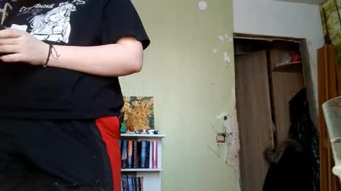 Snapshot of lavonesorge chatting on 02-18-26, 07:15 Adeline online show from 02-18-26, 07:15