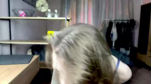 Snapshot of lawanafrontera chatting on 05-27-26, 08:00 IVI online show from 05-27-26, 08:00