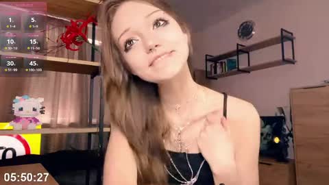 Snapshot of lawanafrontera chatting on 06-05-26, 10:10 IVI online show from 06-05-26, 10:10