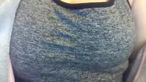 Snapshot of layannalea chatting on 01-19-26, 02:04 layannalea online show from 01-19-26, 02:04