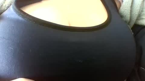 layannalea online show from 05-04-26, 05:31