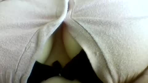 layannalea online show from 07-19-26, 01:31