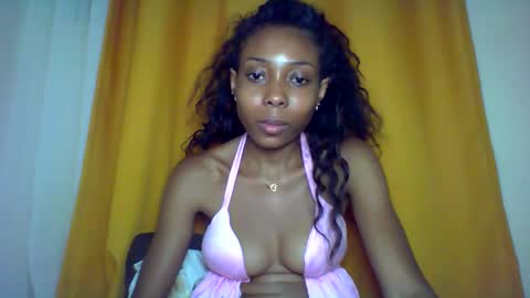 layannek online show from 11-28-25, 07:05