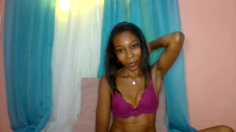Snapshot of layannek chatting on 07-10-26, 07:34 layannek online show from 07-10-26, 07:34