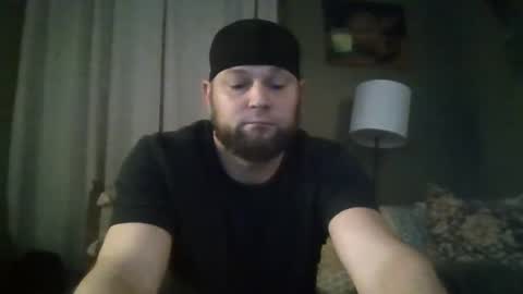 Snapshot of layinlow42 chatting on 12-27-24, 04:15 layinlow42 online show from 12-27-24, 04:15