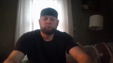 Snapshot of layinlow42 chatting on 01-01-25, 03:35 layinlow42 online show from 01-01-25, 03:35