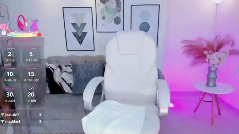 Snapshot of layla_breezee_ chatting on 03-12-25, 04:13 Layla Breezee online show from 03-12-25, 04:13