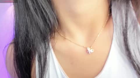 Snapshot of layla_breezee_ chatting on 10-31-25, 12:06 Layla Breezee online show from 10-31-25, 12:06