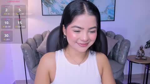 Snapshot of layla_breezee_ chatting on 12-01-25, 12:10 Layla Breezee online show from 12-01-25, 12:10