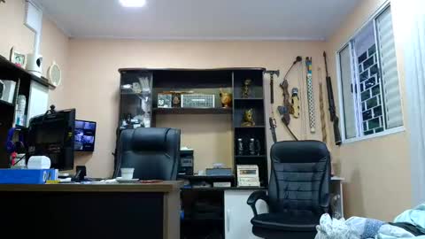Snapshot of laylabrasil chatting on 01-19-25, 10:17 kelly online show from 01-19-25, 10:17