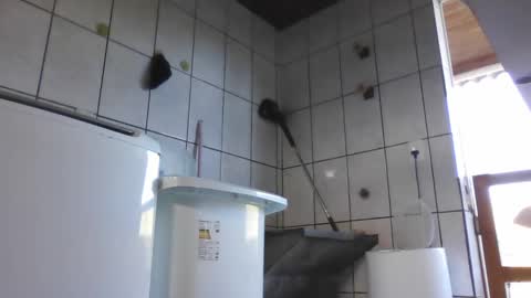 Snapshot of laylabrasil chatting on 09-23-25, 06:33 kelly online show from 09-23-25, 06:33