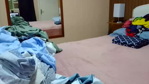 kelly online show from 04-01-26, 08:17