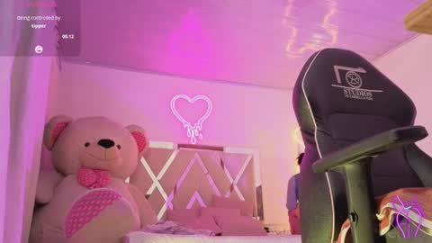 laylafoxy_tay online show from 12-16-25, 03:11