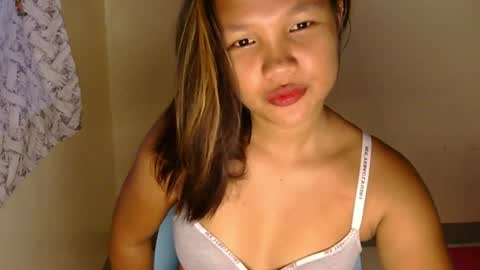 Snapshot of laylanimfa chatting on 06-23-26, 11:36 Nimfa online show from 06-23-26, 11:36
