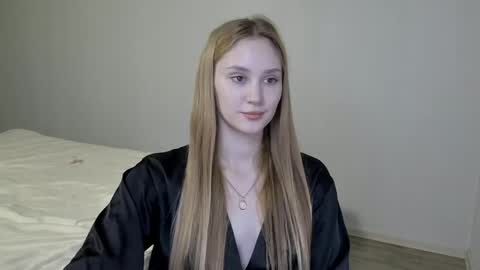 LaylaPretty001 online show from 01-08-25, 08:49