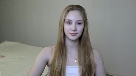 LaylaPretty001 online show from 01-13-25, 05:33