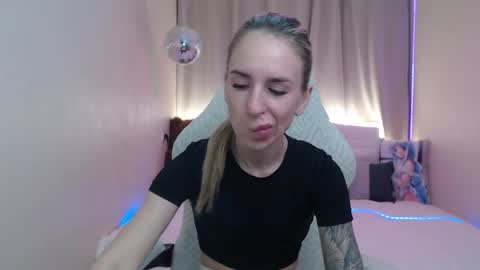Snapshot of laymablast chatting on 05-31-26, 06:10 laymablast online show from 05-31-26, 06:10