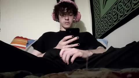 Snapshot of laymetorest420 chatting on 02-27-25, 03:47 Stitch online show from 02-27-25, 03:47