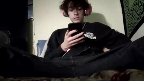 Snapshot of laymetorest420 chatting on 03-06-25, 02:09 Stitch online show from 03-06-25, 02:09