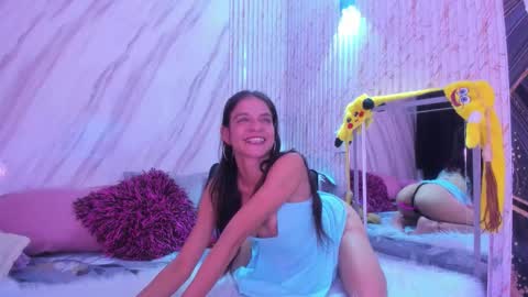 Layqueen online show from 11-19-25, 04:12