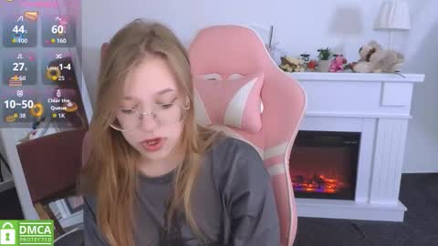 Snapshot of layriantavee chatting on 09-25-25, 06:06 layriantavee online show from 09-25-25, 06:06