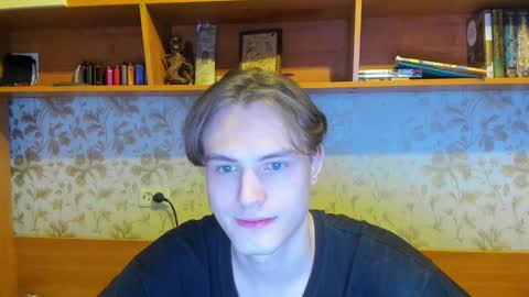 Vladi online show from 12-21-24, 06:09