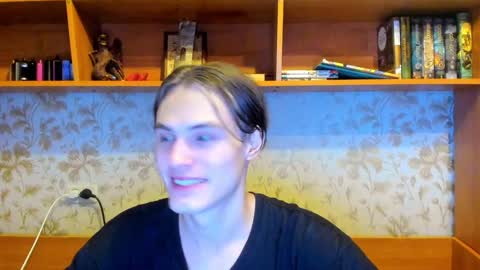 Vladi online show from 12-31-24, 04:46