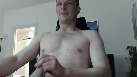 lboogie42 online show from 04-24-26, 04:09