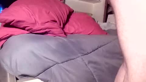 Snapshot of lcm22 chatting on 01-06-26, 12:58 lcm22 online show from 01-06-26, 12:58