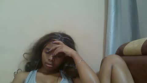 Snapshot of lea96546 chatting on 10-08-25, 08:17 lea96546 online show from 10-08-25, 08:17