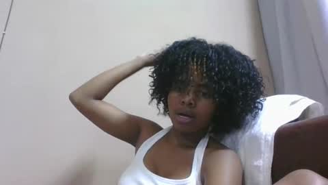 Snapshot of lea96546 chatting on 12-05-25, 06:15 lea96546 online show from 12-05-25, 06:15