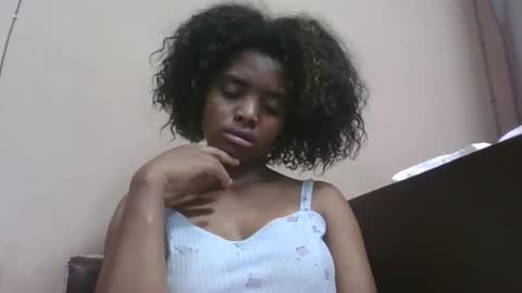 Snapshot of lea96546 chatting on 03-25-26, 06:25 lea96546 online show from 03-25-26, 06:25