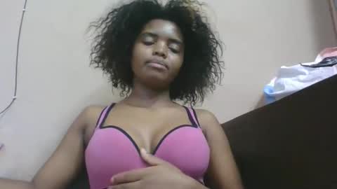 Snapshot of lea96546 chatting on 03-29-26, 05:40 lea96546 online show from 03-29-26, 05:40