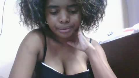 Snapshot of lea96546 chatting on 04-01-26, 06:25 lea96546 online show from 04-01-26, 06:25