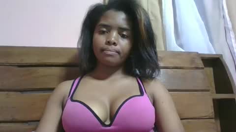 Snapshot of lea96546 chatting on 04-08-26, 06:02 lea96546 online show from 04-08-26, 06:02