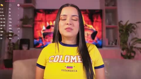 L E A   online show from 06-17-26, 05:58