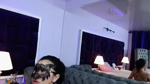 Snapshot of lea_moreau_ chatting on 03-06-25, 03:13 LeaMoreau online show from 03-06-25, 03:13