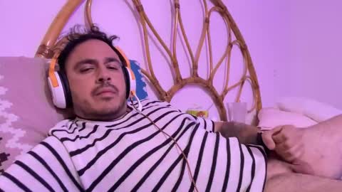 leafar_volkov online show from 10-04-25, 08:34