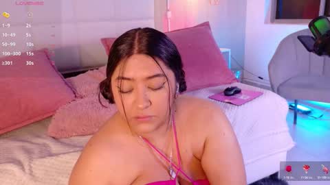 Snapshot of leah_bensoon chatting on 09-30-25, 04:56 Leah online show from 09-30-25, 04:56