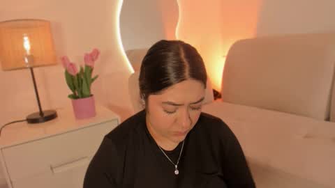 Snapshot of leah_bensoon chatting on 11-07-25, 02:17 Leah online show from 11-07-25, 02:17