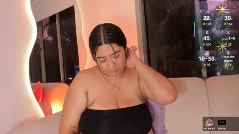 Snapshot of leah_bensoon chatting on 11-10-25, 03:33 Leah online show from 11-10-25, 03:33