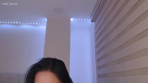 Leah online show from 01-17-25, 10:22