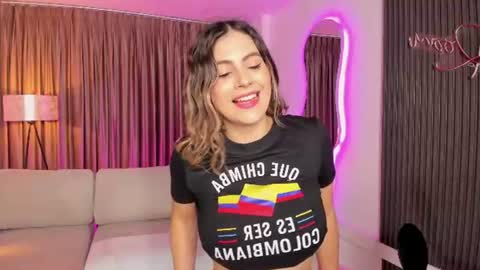 Snapshot of leah_greyy chatting on 07-03-26, 10:10 Leah Greyy online show from 07-03-26, 10:10